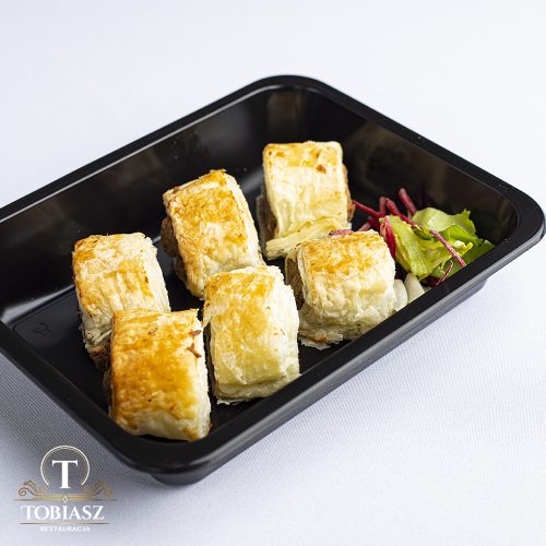 Paszteciki z ciasta francuskiego z kapustą i grzybami ( 5 porcji )