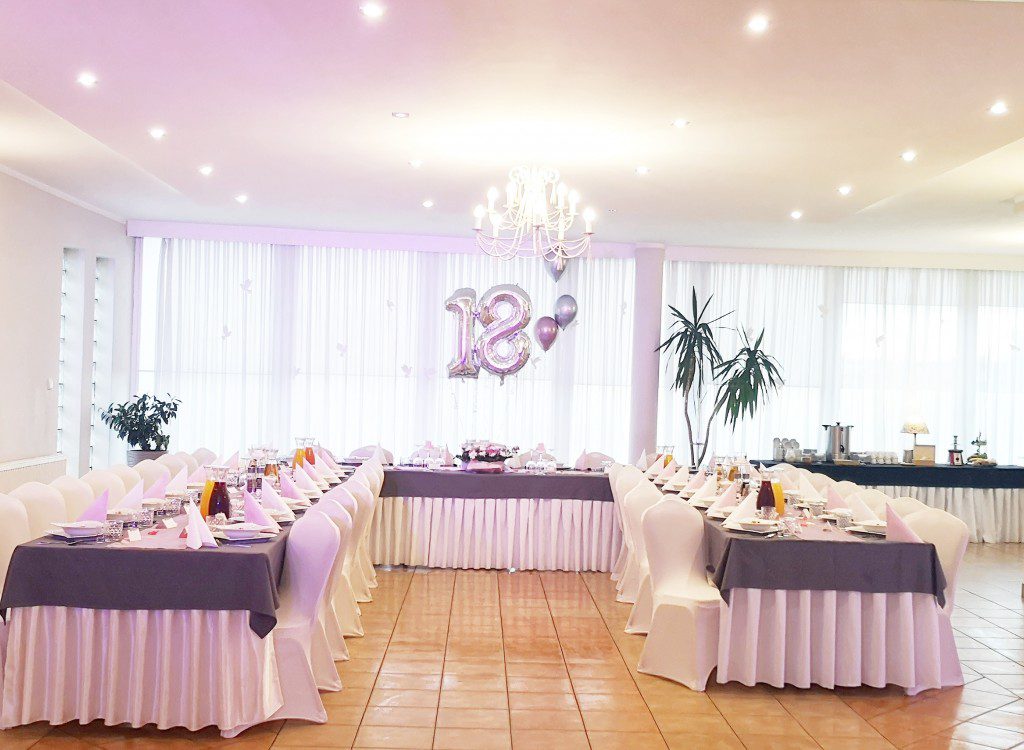 Sala na uroczystości Bydgoszcz - 18 urodziny